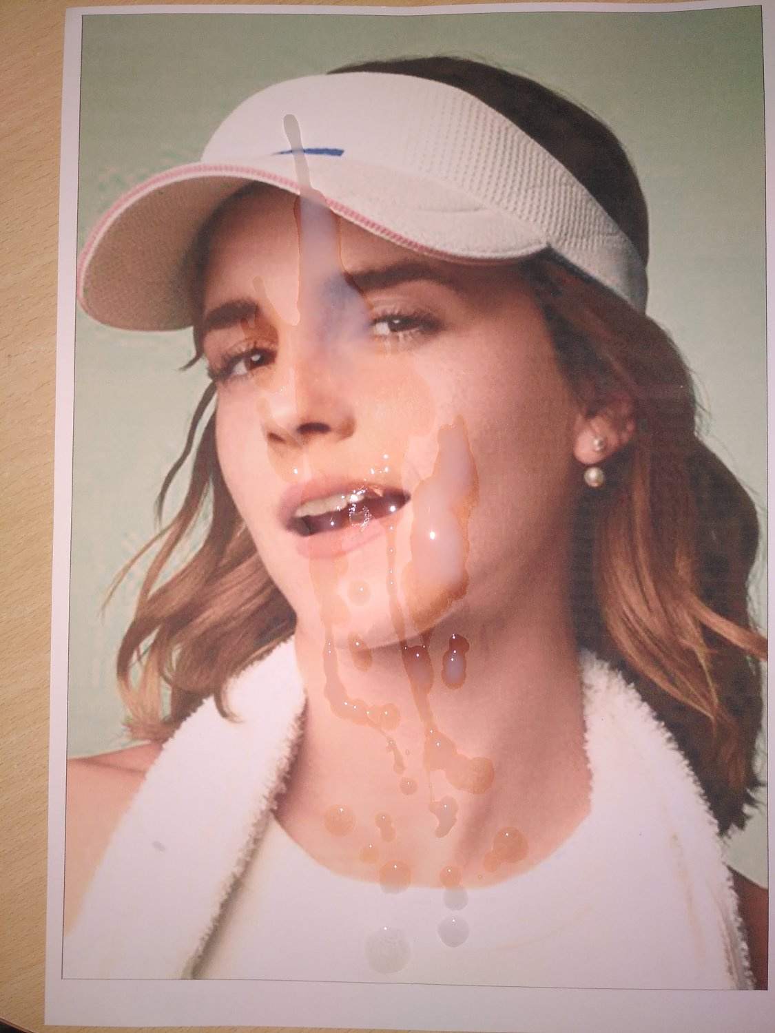 DkDRJMXh Emma Watson cum tribute 2 03.jpg